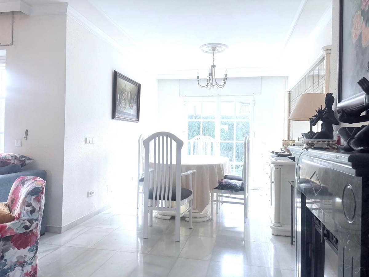 5 sypialnia Dom blizniak na sprzedaż w Cancelada z basenem - 649 000 € (Ref: 9581616)