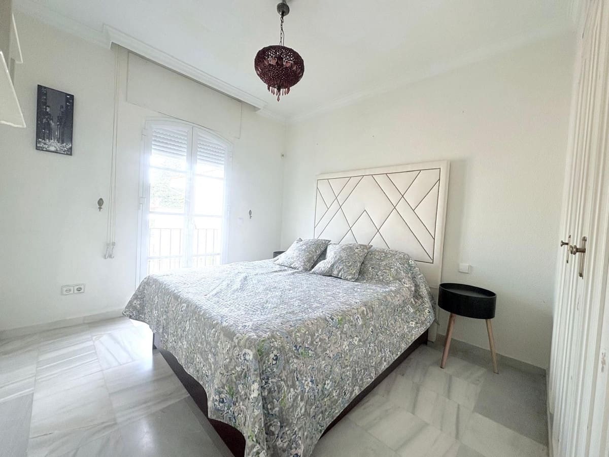 5 sypialnia Dom blizniak na sprzedaż w Cancelada z basenem - 649 000 € (Ref: 9581616)