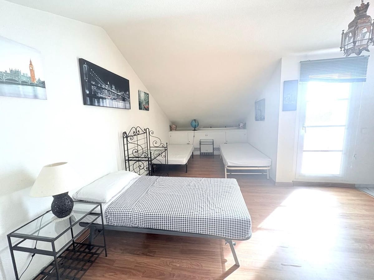 5 sypialnia Dom blizniak na sprzedaż w Cancelada z basenem - 649 000 € (Ref: 9581616)