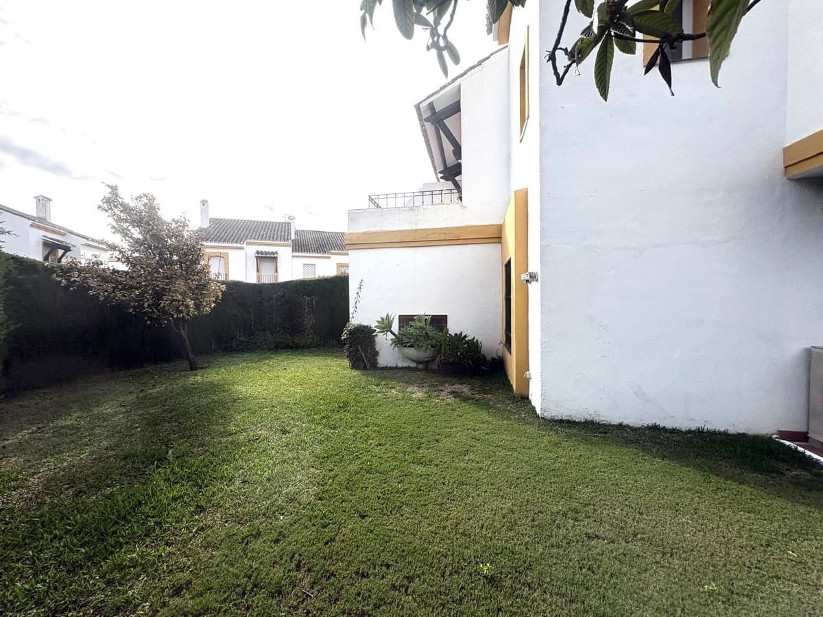 5 sypialnia Dom blizniak na sprzedaż w Cancelada z basenem - 649 000 € (Ref: 9581616)