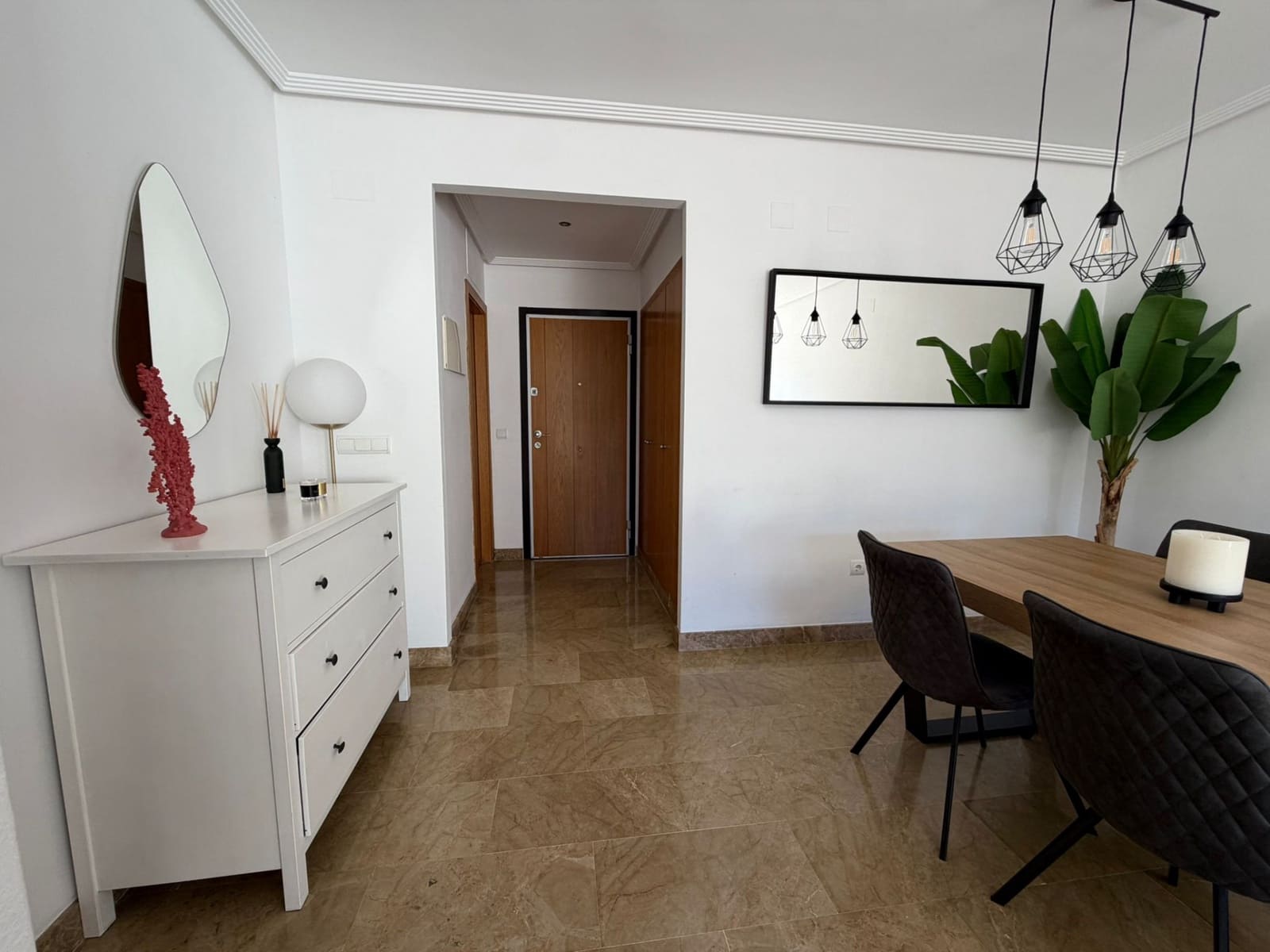 2 bedroom Apartment for sale in Estepona with pool garage - € 380,000 (Ref: 9585437)