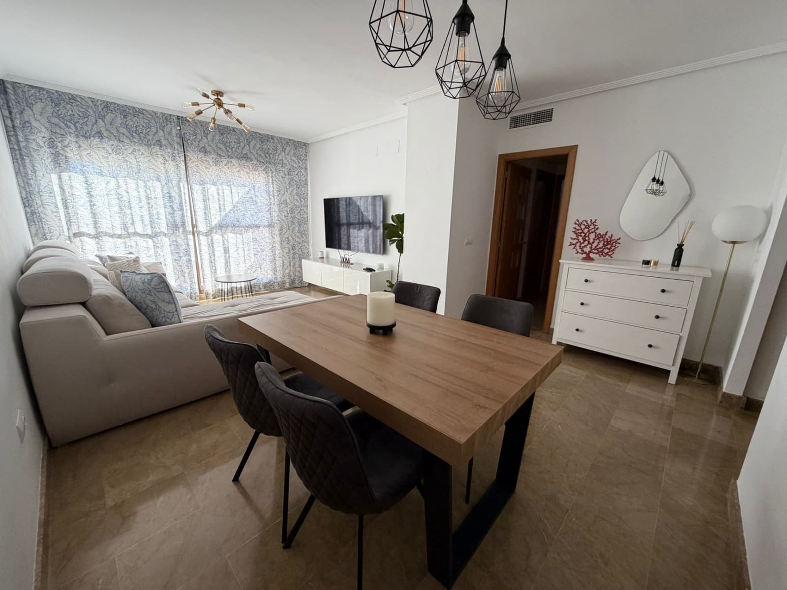 2 bedroom Apartment for sale in Estepona with pool garage - € 380,000 (Ref: 9585437)