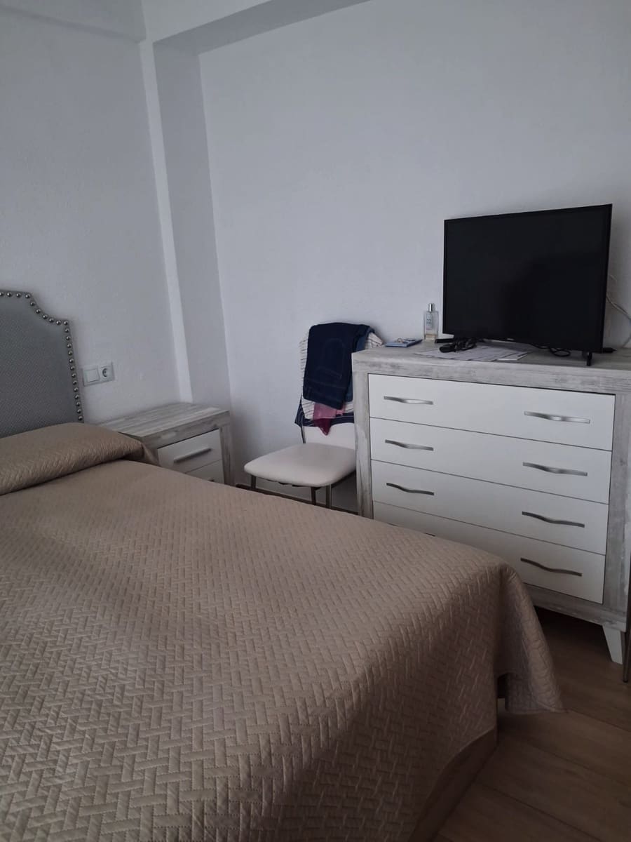 Apartamento de 2 habitaciones en Marbella en venta - 280.000 € (Ref: 9585438)