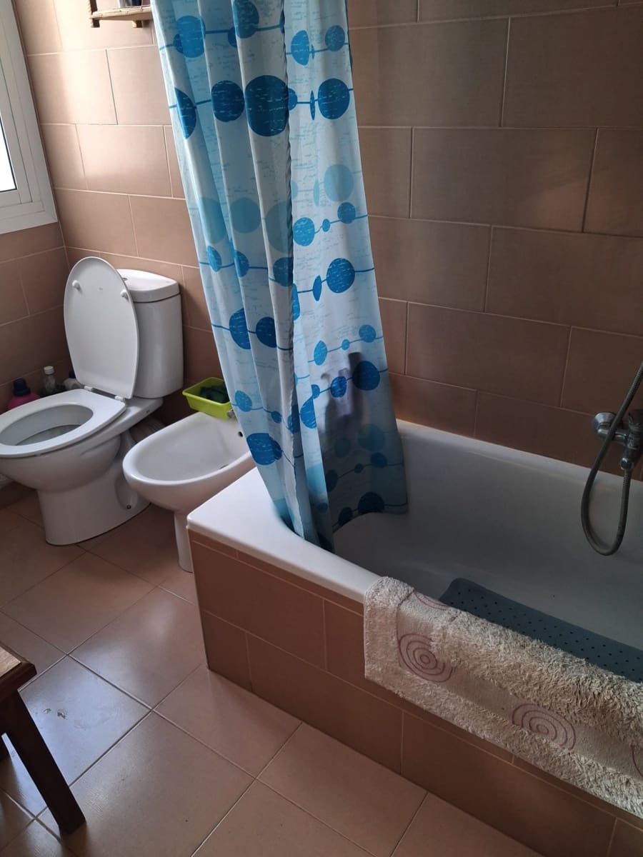 Apartamento de 2 habitaciones en Marbella en venta - 280.000 € (Ref: 9585438)