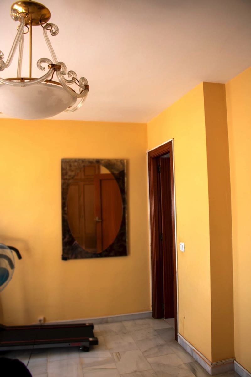 4 sovrum Takvåning till salu i San Pedro de Alcantara med garage - 420 000 € (Ref: 9585439)