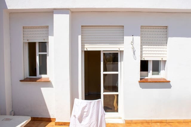 4 slaapkamer Penthouse te koop in San Pedro de Alcantara, Marbella met garage - € 420.000 (Ref: 9585439)