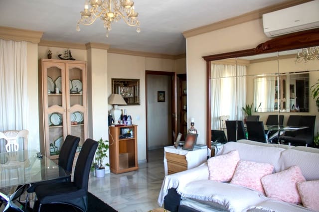 4 slaapkamer Penthouse te koop in San Pedro de Alcantara, Marbella met garage - € 420.000 (Ref: 9585439)