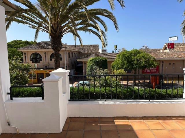 3 sovrum Lägenhet till salu i San Pedro de Alcantara, Marbella med pool garage - 635 000 € (Ref: 9585440)