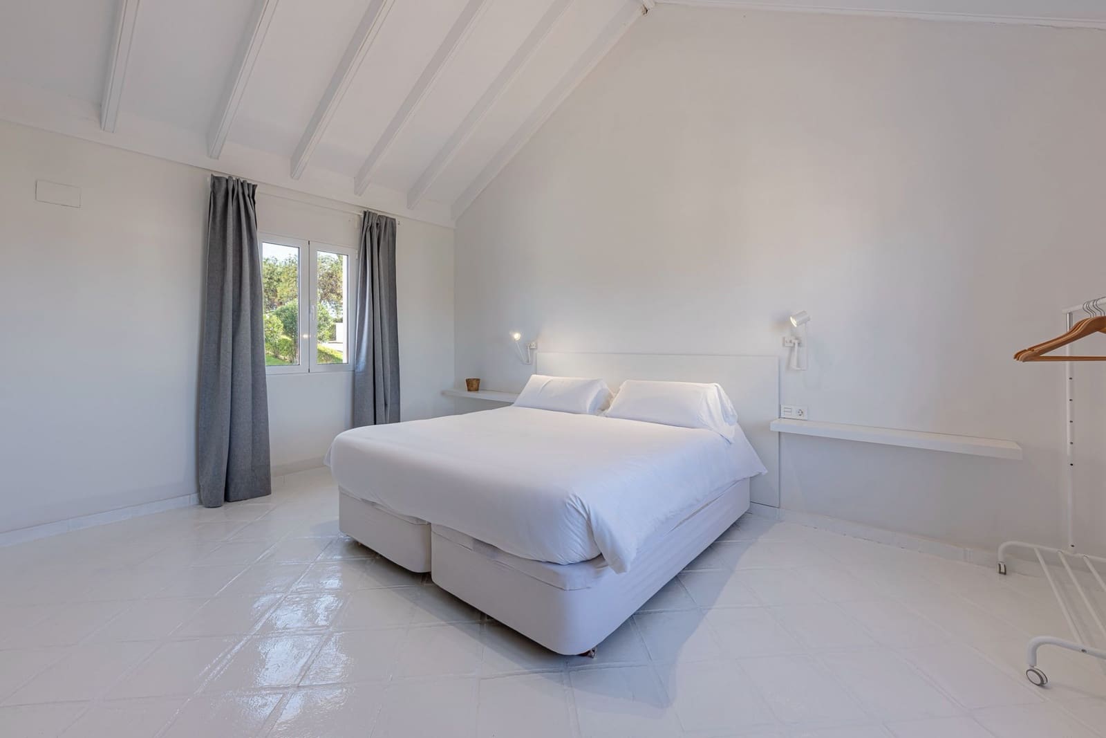 4 camera da letto Villetta Bifamiliare in vendita in Guadalmina con piscina garage - 815.000 € (Rif: 9585441)