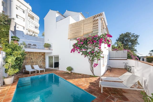 4 camera da letto Villetta Bifamiliare in vendita in Guadalmina Alta, Marbella con piscina garage - 815.000 € (Rif: 9585441)