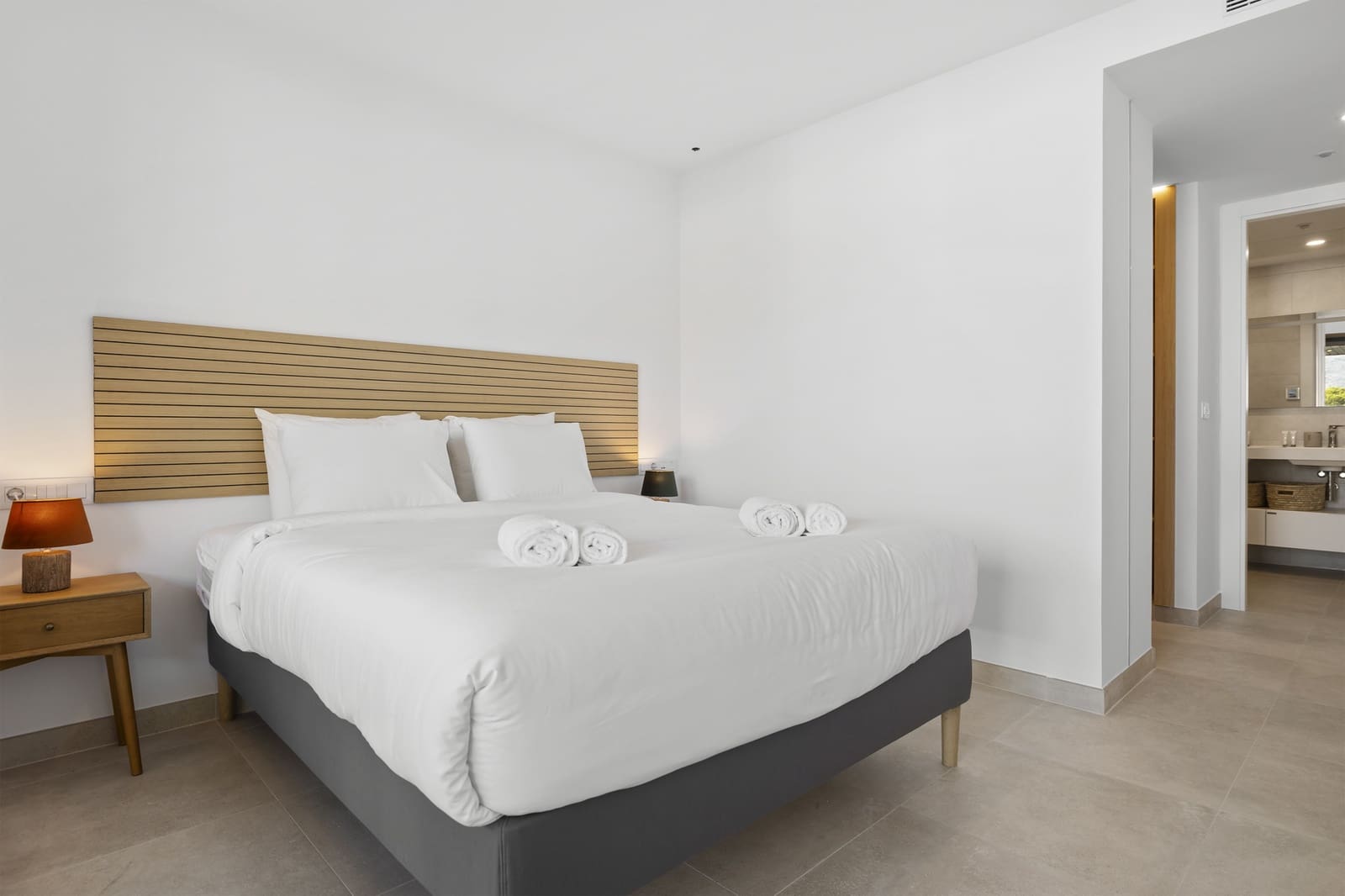 2 soverom Leilighet til salgs i Fuengirola med svømmebasseng garasje - € 599 000 (Ref: 9585442)