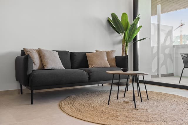 2 soverom Leilighet til salgs i Fuengirola med svømmebasseng garasje - € 599 000 (Ref: 9585442)