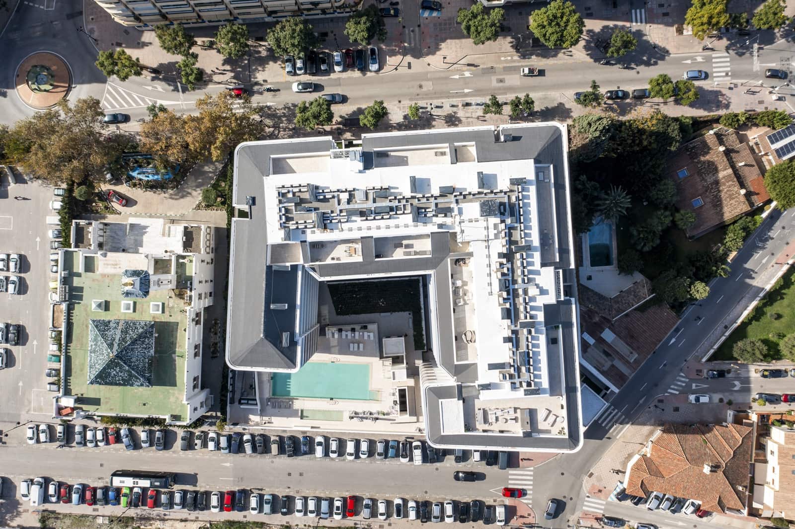 2 soverom Leilighet til salgs i Fuengirola med svømmebasseng garasje - € 599 000 (Ref: 9585442)