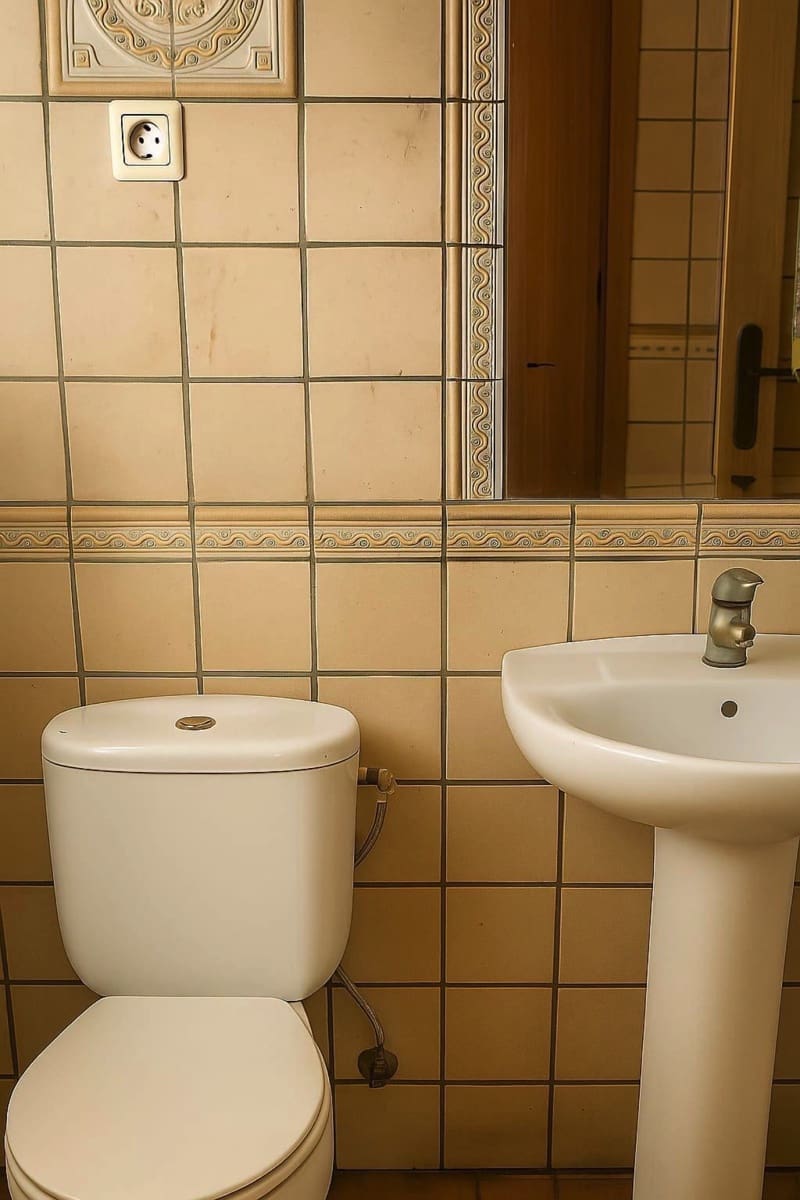 3 bedroom Townhouse for sale in Bel-Air with pool garage - € 350,000 (Ref: 9585443)