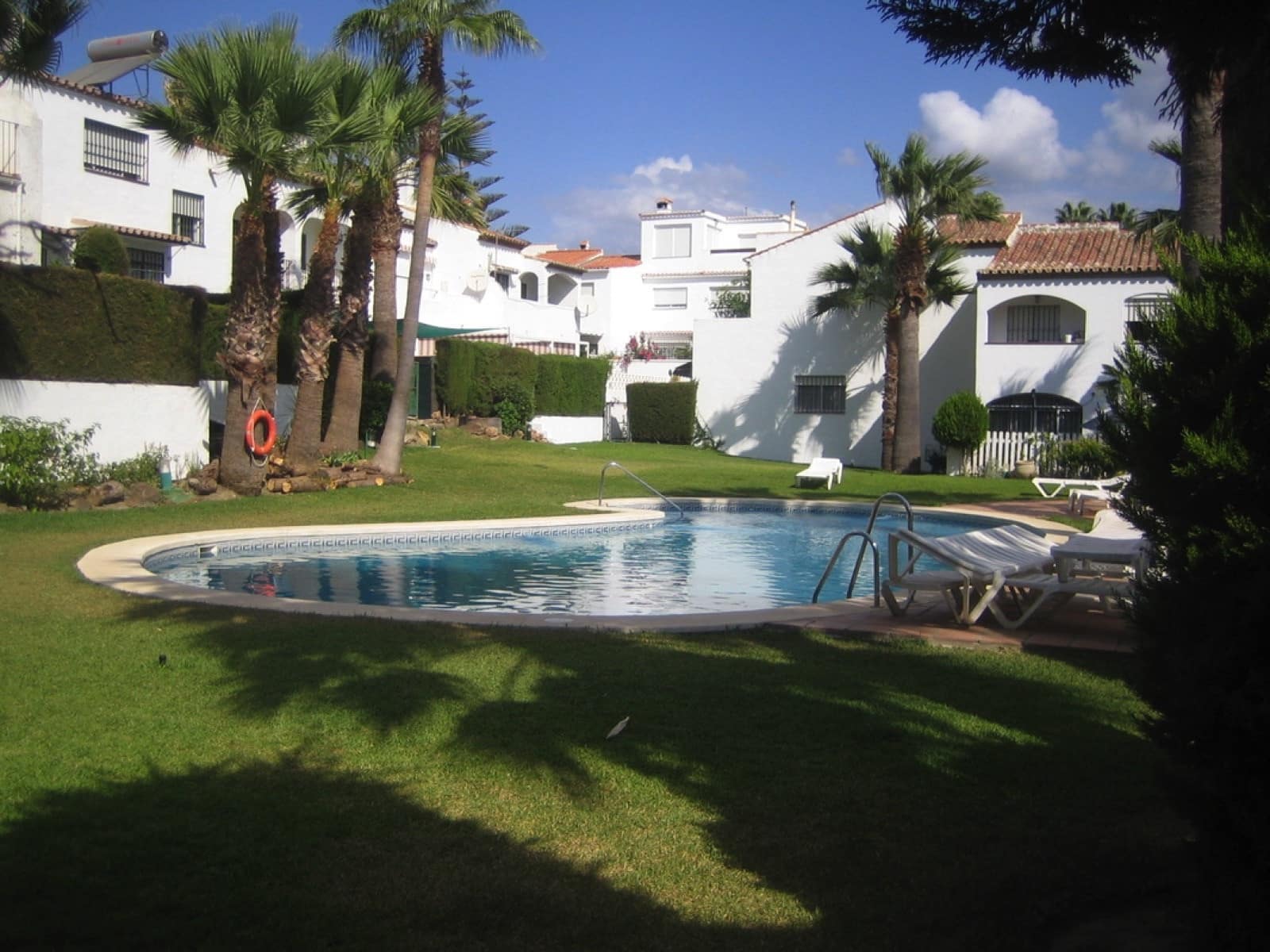 3 bedroom Townhouse for sale in Bel-Air with pool garage - € 350,000 (Ref: 9585443)