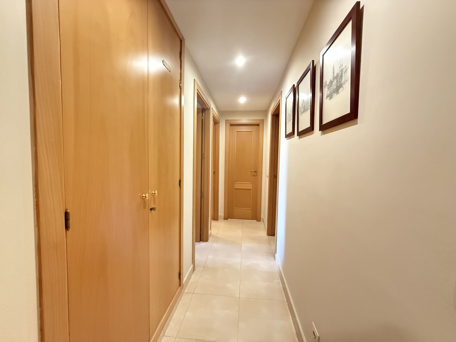 3 bedroom Apartment for sale in Estepona with pool garage - € 630,000 (Ref: 9585445)