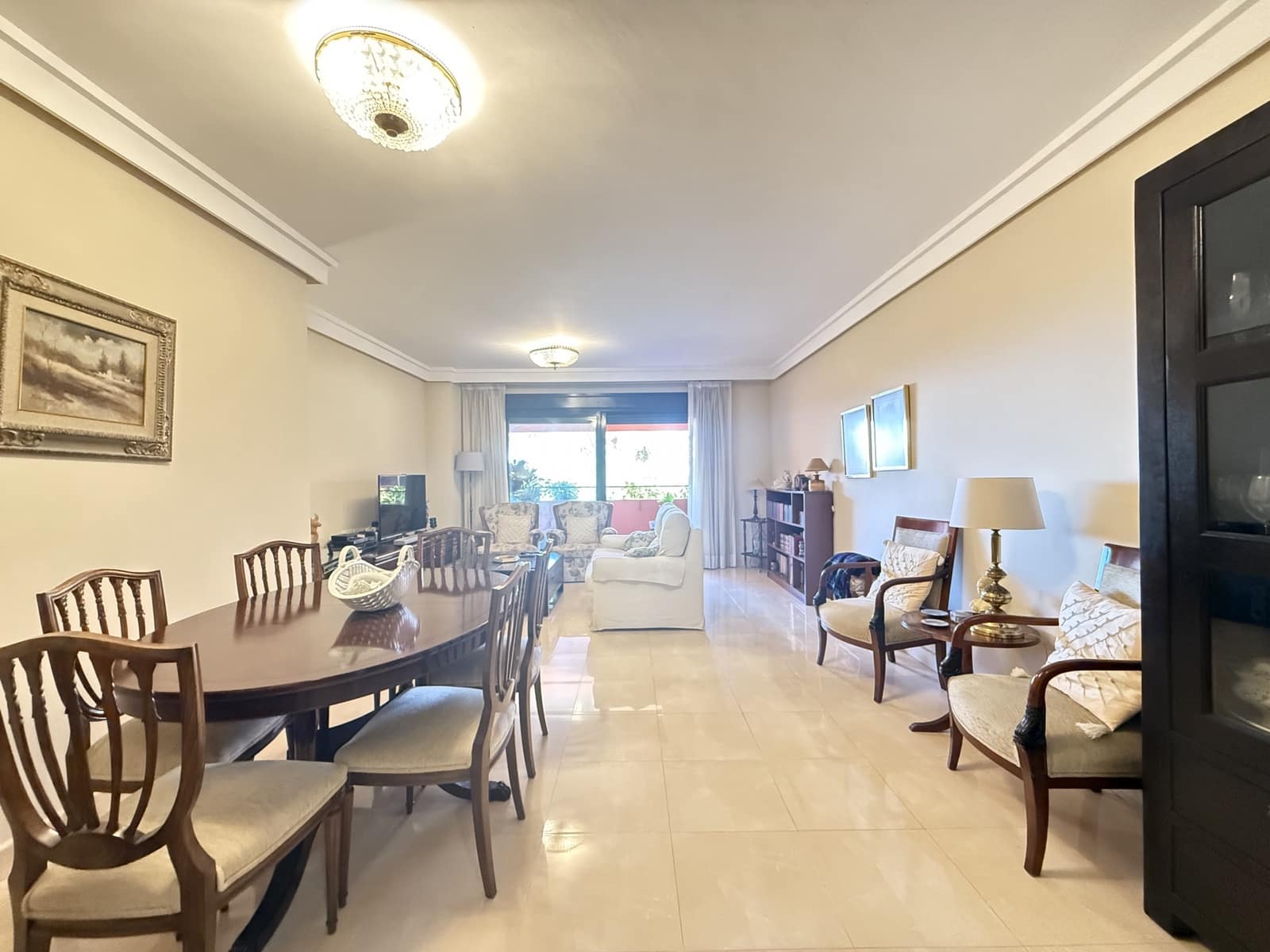 3 bedroom Apartment for sale in Estepona with pool garage - € 630,000 (Ref: 9585445)
