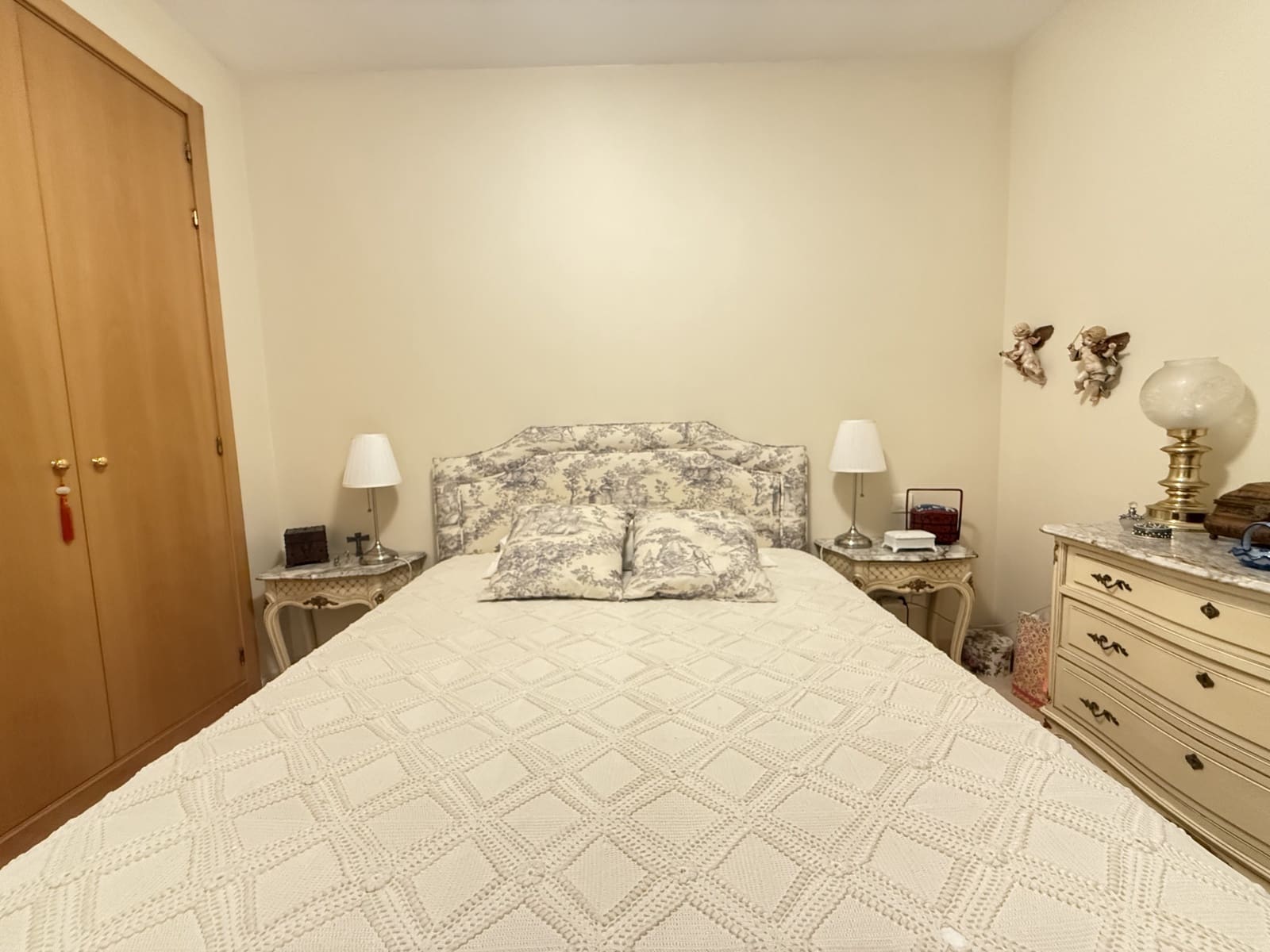 3 bedroom Apartment for sale in Estepona with pool garage - € 630,000 (Ref: 9585445)