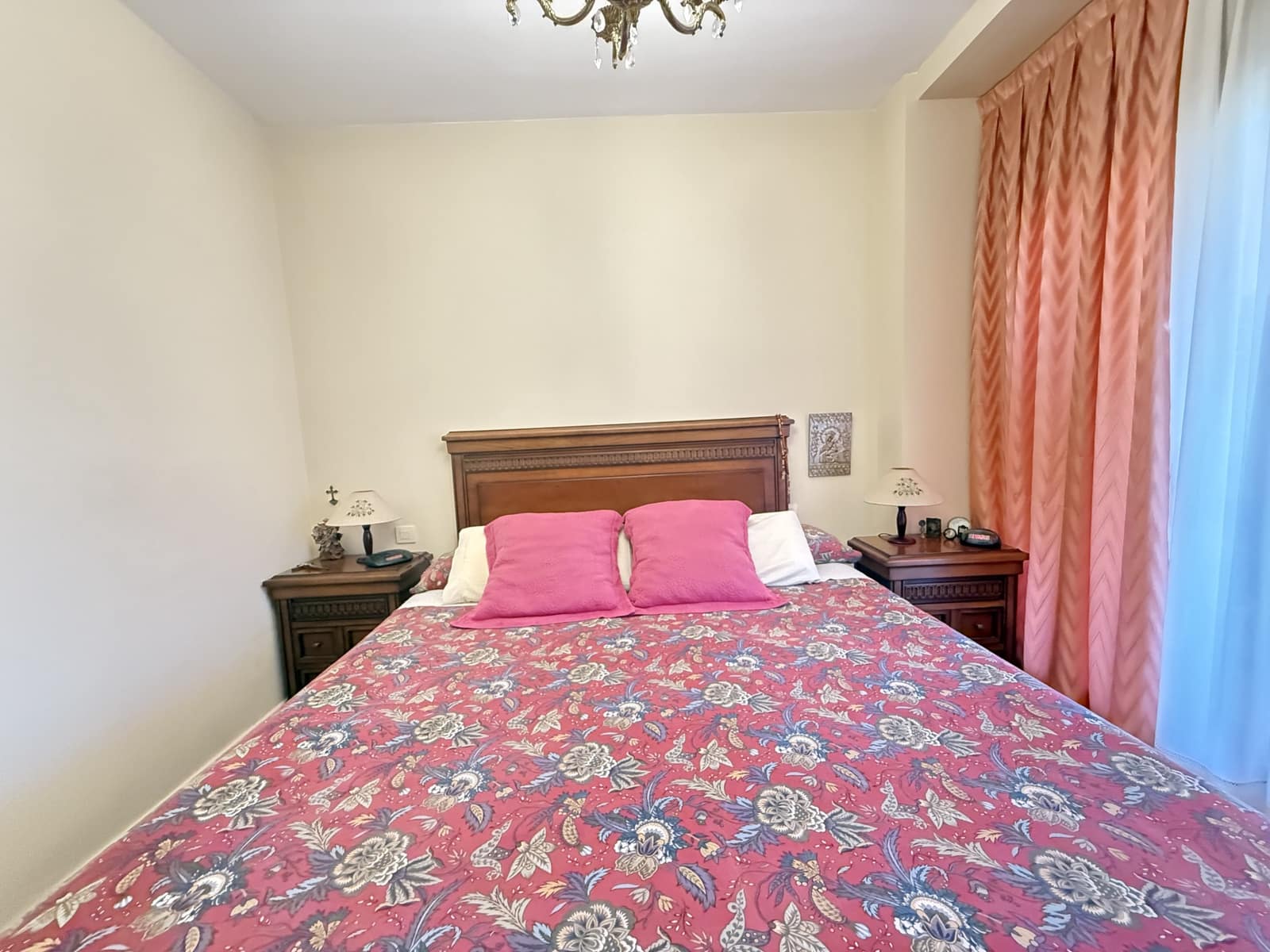 3 bedroom Apartment for sale in Estepona with pool garage - € 630,000 (Ref: 9585445)