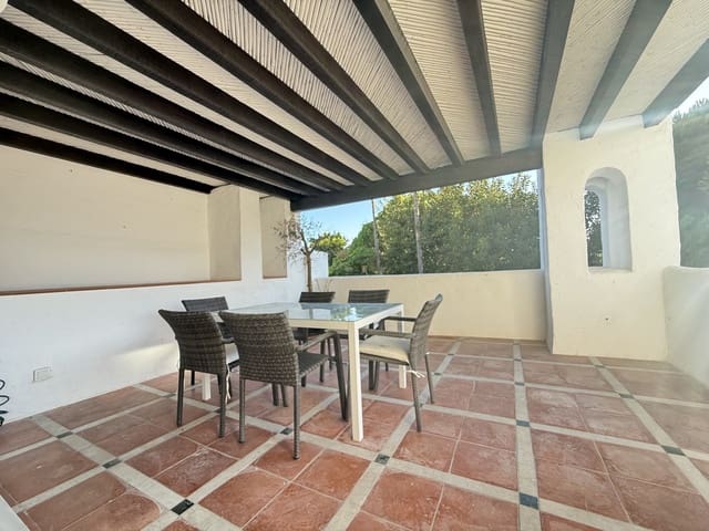 3 sovrum Takvåning till salu i Guadalmina Baja, Marbella med pool garage - 739 000 € (Ref: 9585446)