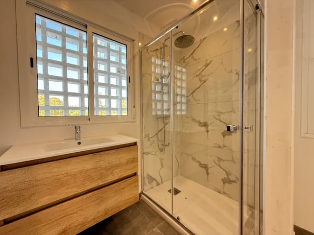 3 chambre Penthouse à vendre à Guadalmina Baja, Marbella avec piscine garage - 739 000 € (Ref: 9585446)