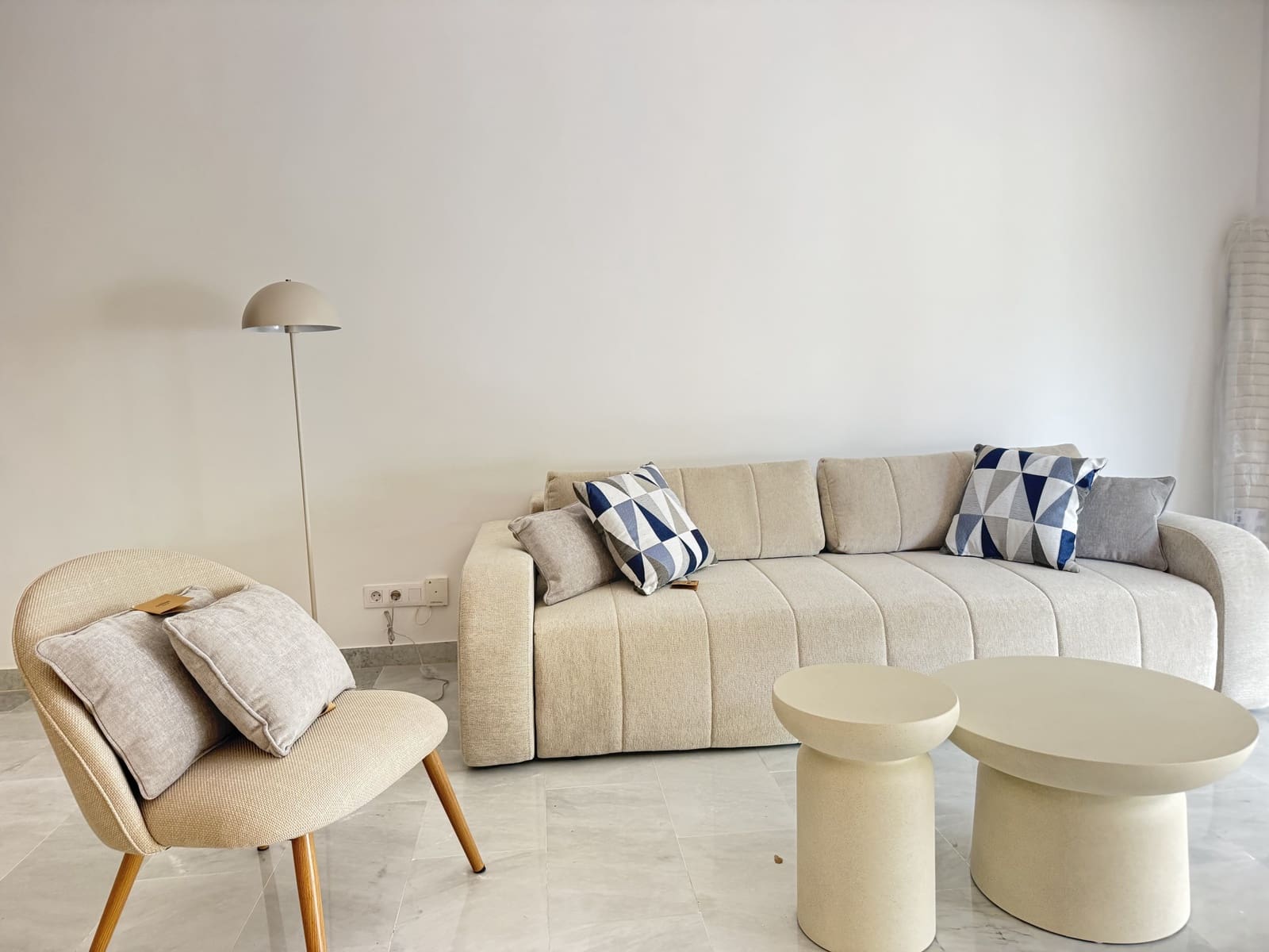 3 soveværelse Penthouse til salg i Guadalmina med swimmingpool garage - € 739.000 (Ref: 9585446)