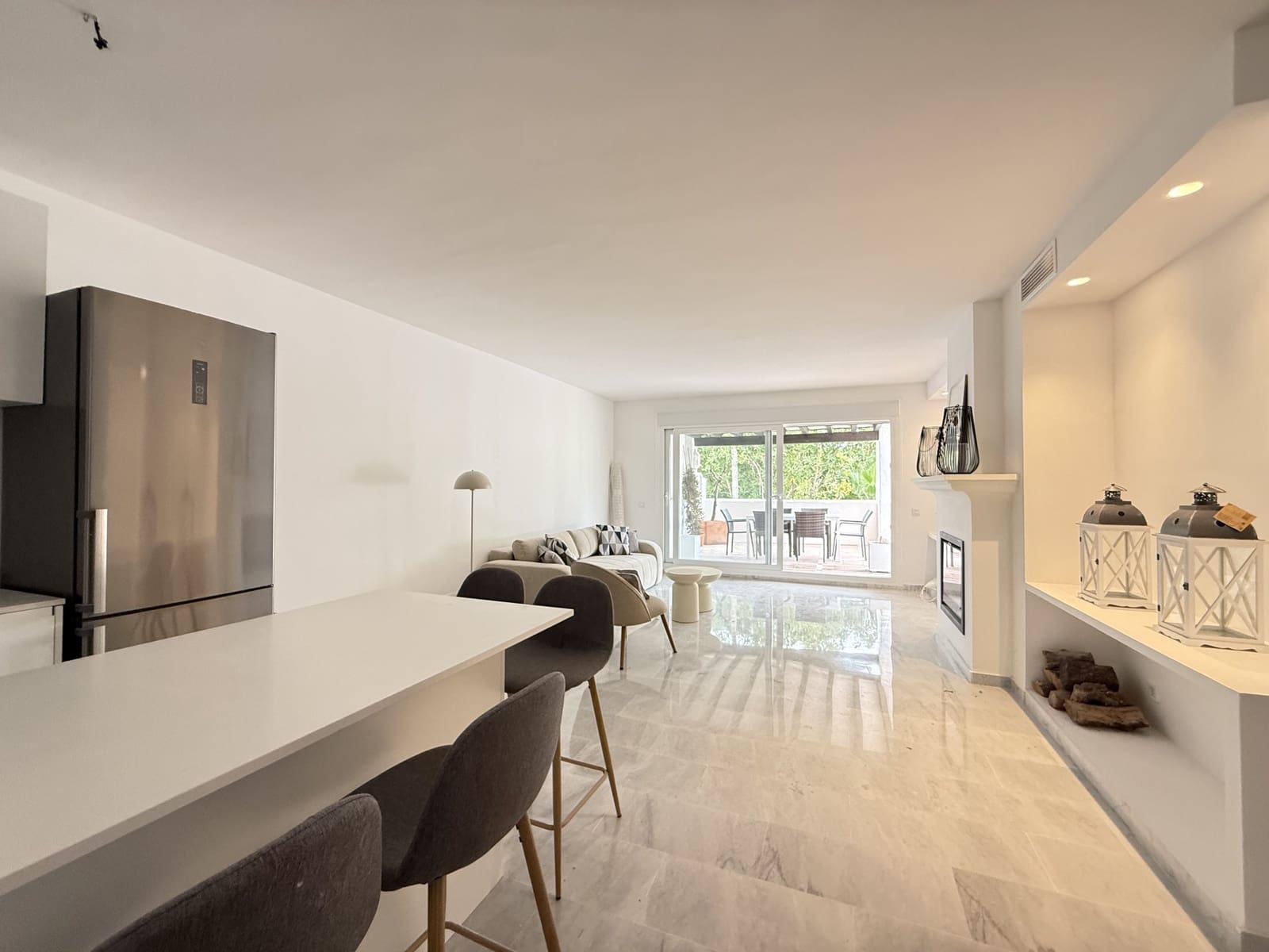 3 soveværelse Penthouse til salg i Guadalmina med swimmingpool garage - € 739.000 (Ref: 9585446)