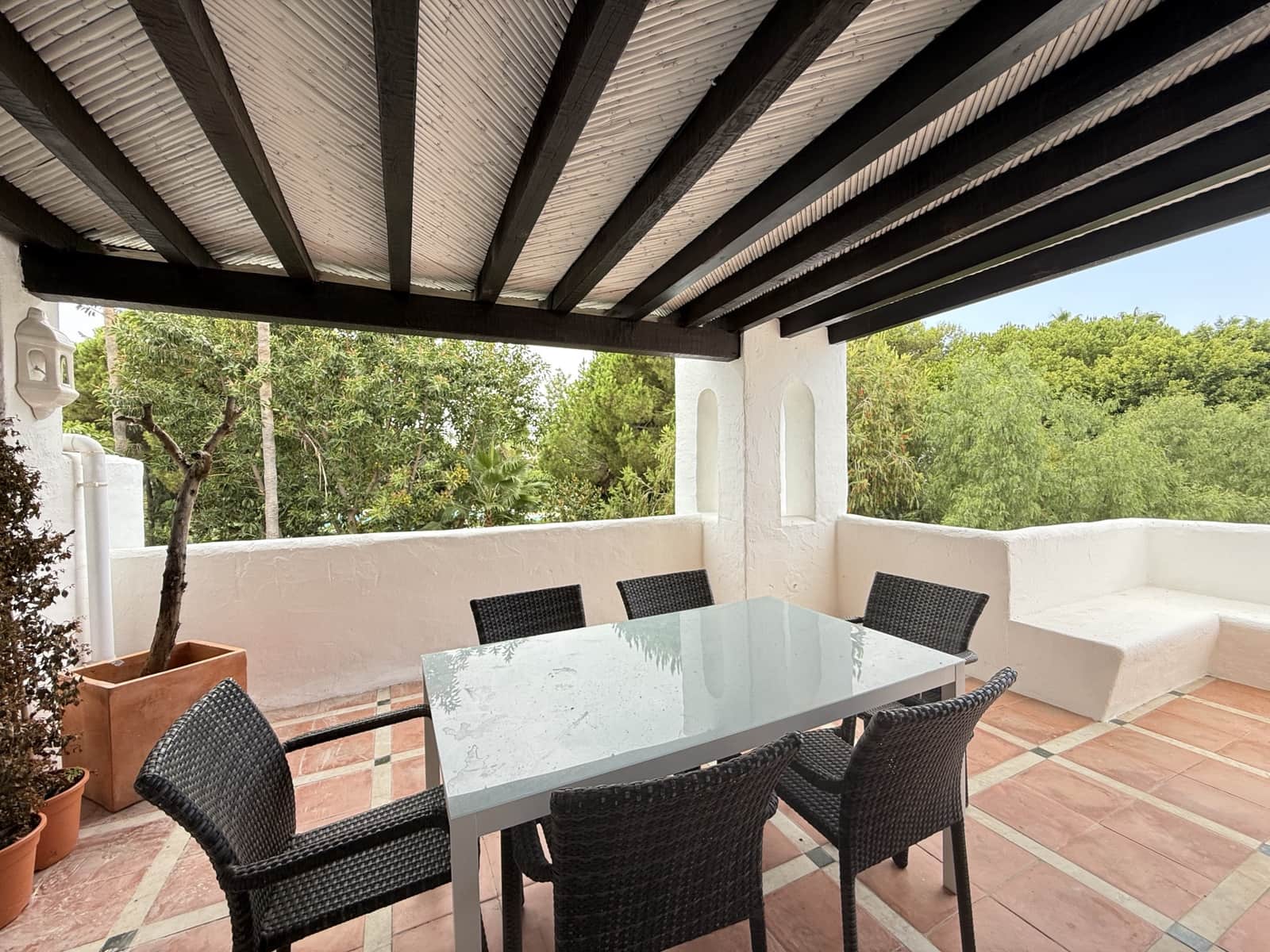 3 soveværelse Penthouse til salg i Guadalmina med swimmingpool garage - € 739.000 (Ref: 9585446)