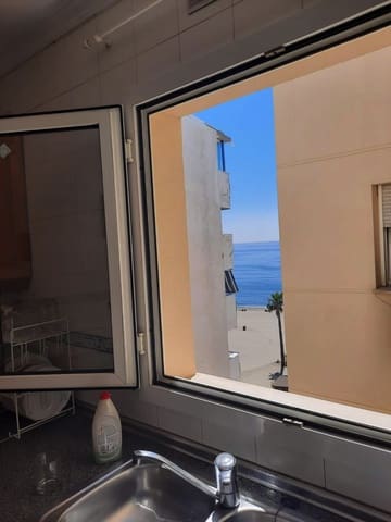 1 quarto Penthouse para venda em Estepona com garagem - 295 000 € (Ref: 9585448)