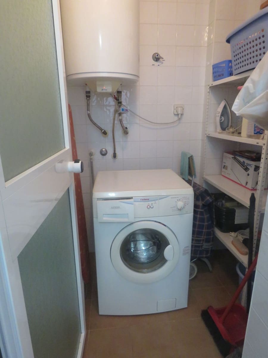 2 slaapkamer Appartement te koop in Calahonda met zwembad - € 475.000 (Ref: 9585452)