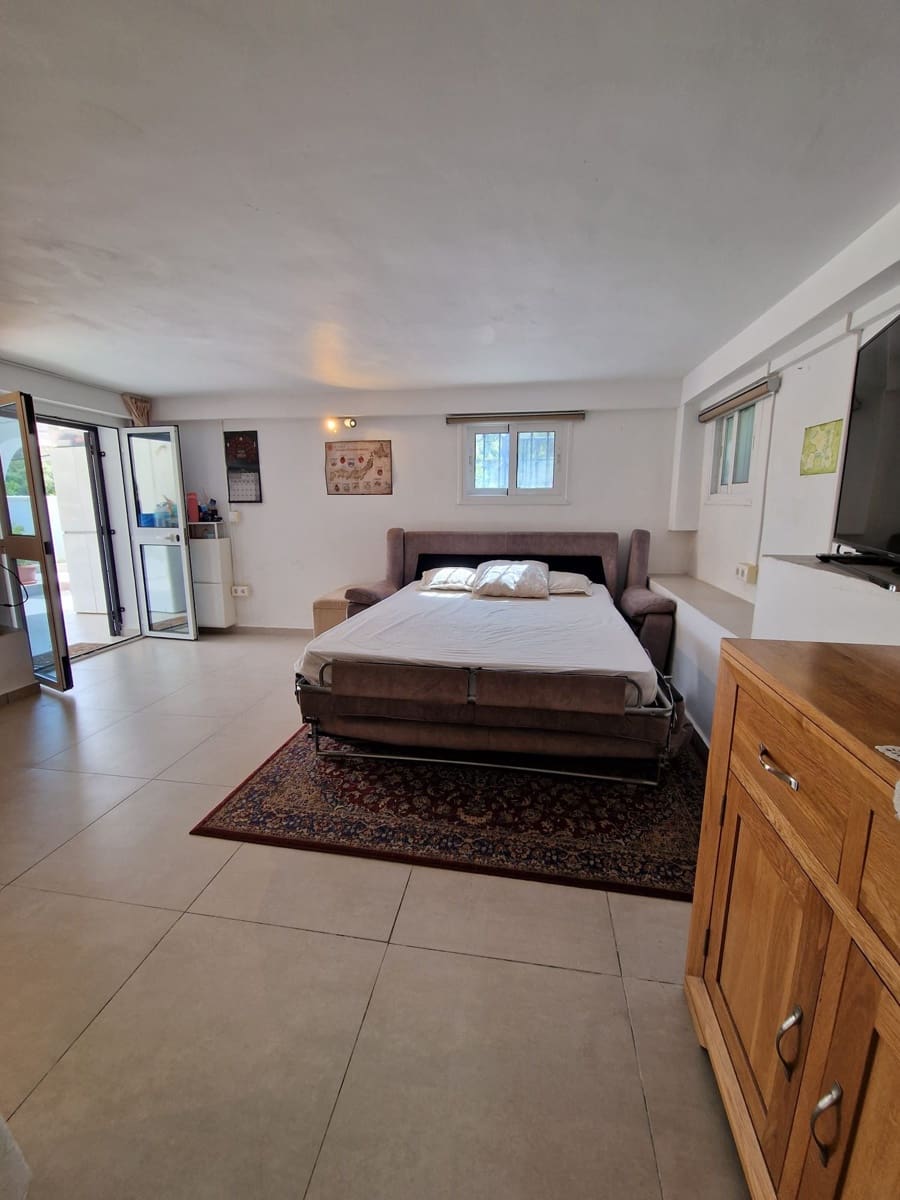 3 slaapkamer Huis te koop in Estepona met zwembad - € 360.000 (Ref: 9585454)