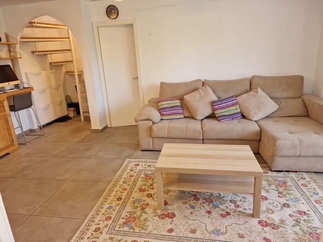 3 bedroom Townhouse for sale in Estepona with pool - € 360,000 (Ref: 9585454)