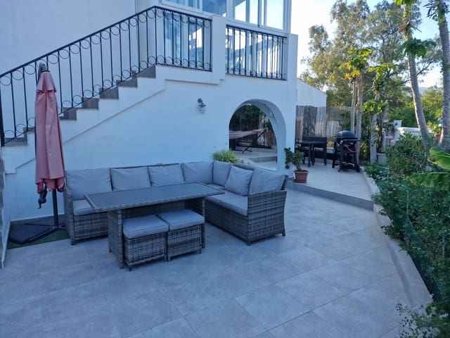 3 camera da letto Casa in vendita in Estepona con piscina - 348.000 € (Rif: 9585454)