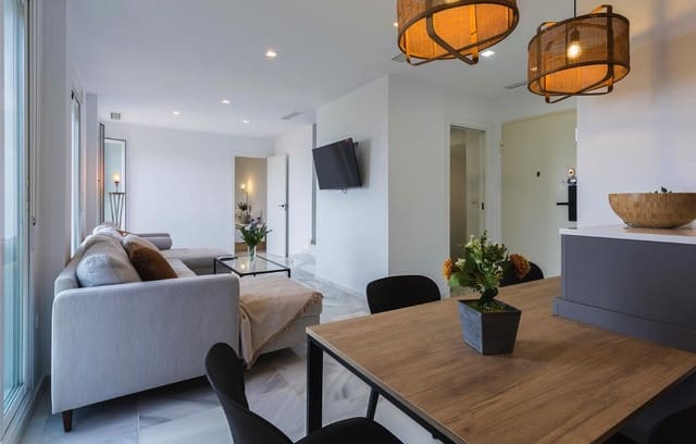 3 sovrum Lägenhet till salu i La Duquesa / Puerto de la Duquesa, Manilva med pool garage - 340 000 € (Ref: 9594695)