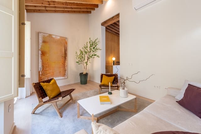 2 soverom Penthouse til salgs i Centro Historico, Málaga by - € 675 000 (Ref: 9598778)