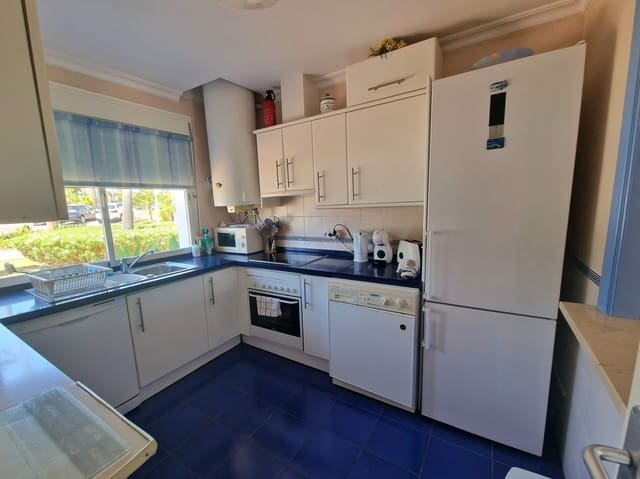 2 chambre Villa/Maison Semi-Mitoyenne à vendre à Casares avec piscine garage - 730 000 € (Ref: 9598779)