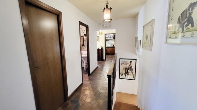 Chalet de 3 habitaciones en Fuengirola en venta con piscina garaje - 1.250.000 € (Ref: 9607228)