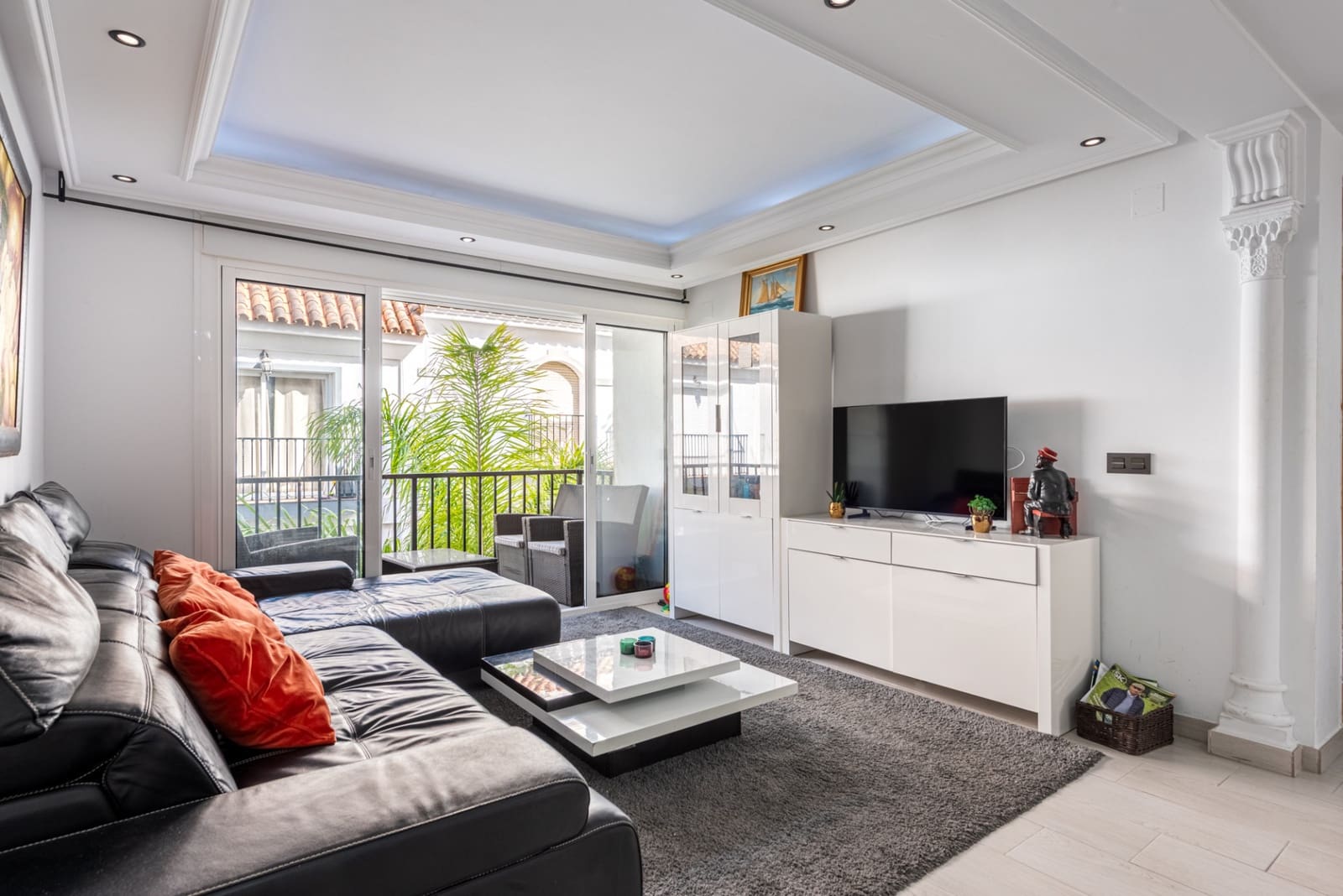 2 slaapkamer Appartement te koop in Fuengirola - € 475.000 (Ref: 9607229)