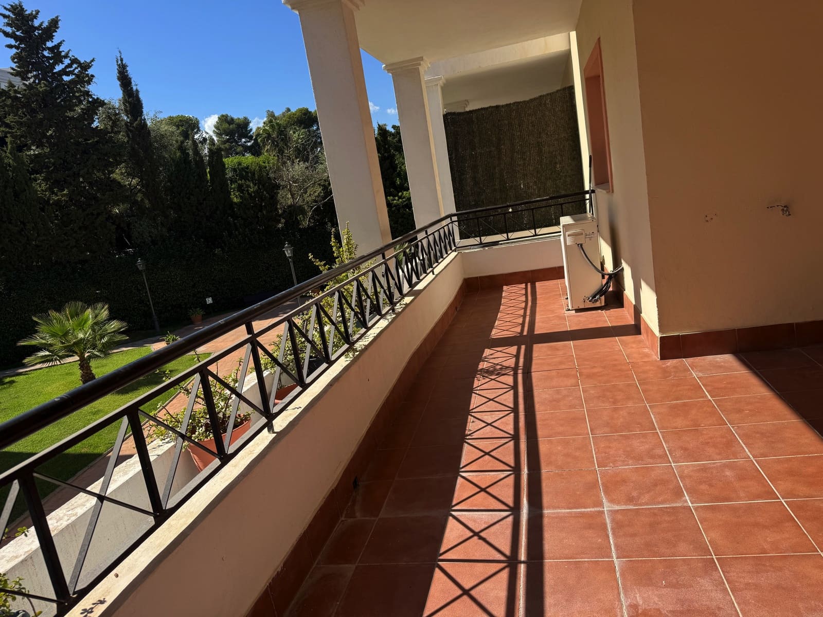 2 bedroom Apartment for sale in Marbella with pool garage - € 455,000 (Ref: 9610844)