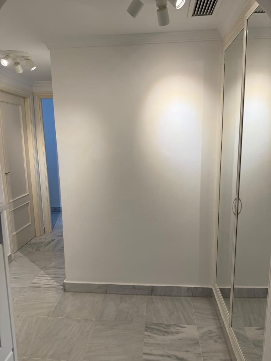 2 bedroom Apartment for sale in Marbella with pool garage - € 455,000 (Ref: 9610845)