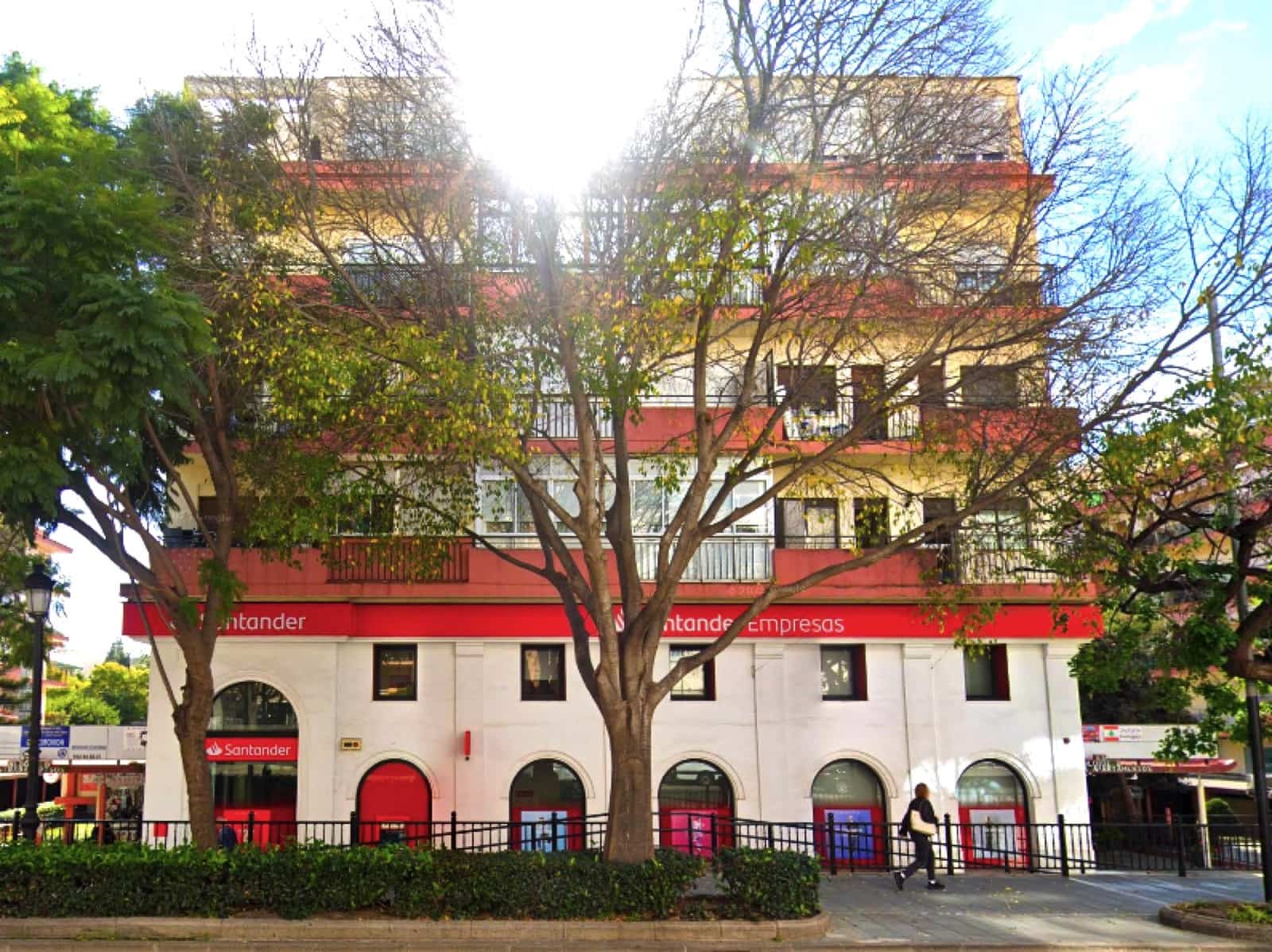 3 soveværelse Lejlighed til salg i Marbella med swimmingpool - € 478.000 (Ref: 9610846)