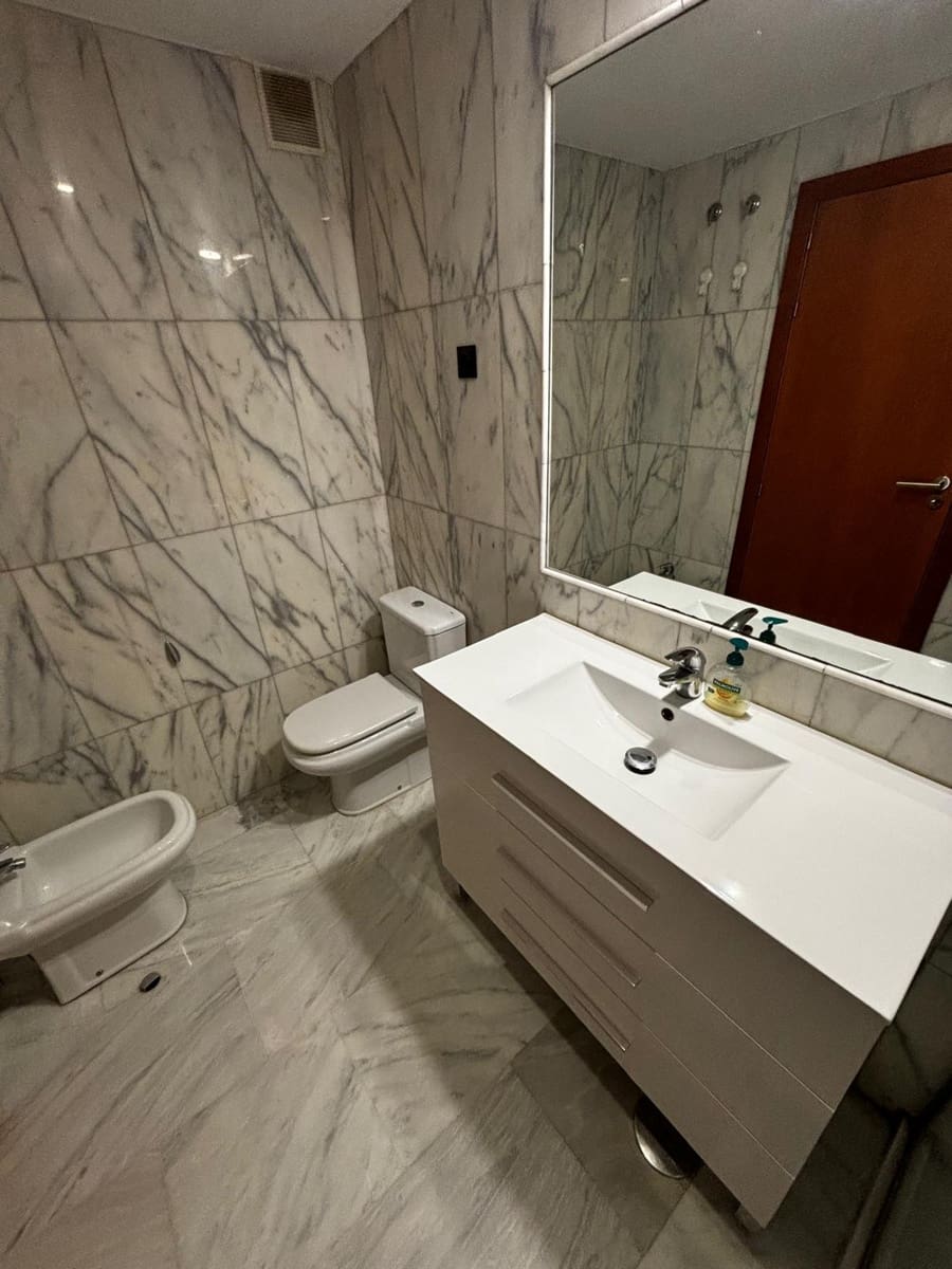 1 sypialnia Apartament na sprzedaż w Benahavis z basenem garażem - 285 000 € (Ref: 9614762)