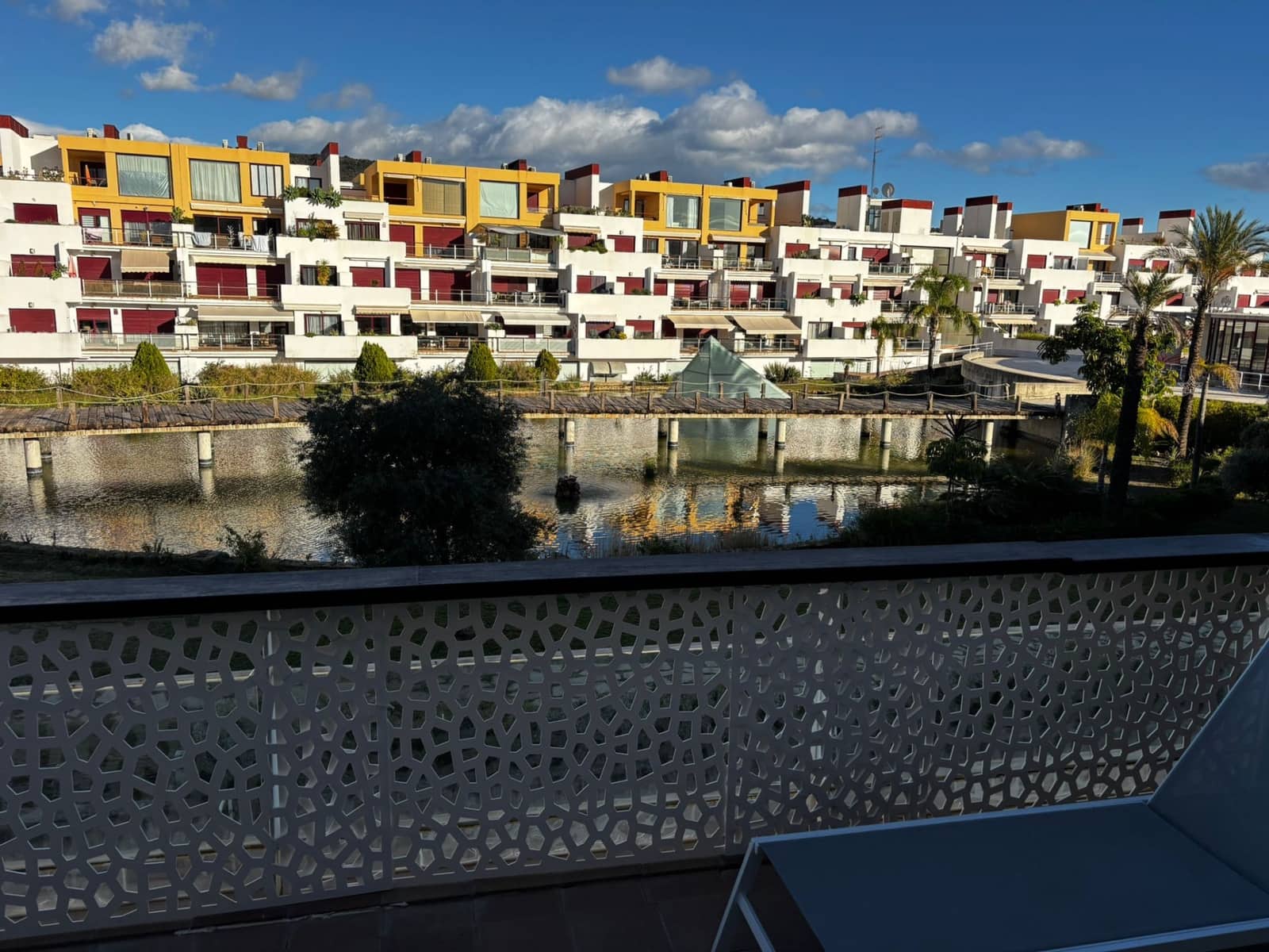 1 sovrum Lägenhet till salu i Benahavis med pool garage - 285 000 € (Ref: 9614762)