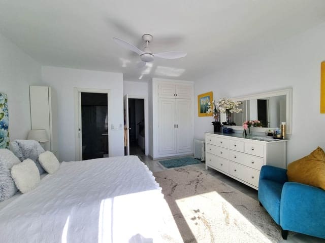 3 makuuhuone Huoneisto myytävänä paikassa Calahonda, Mijas mukana uima-altaan 
autotalli - 699 000 € (Ref: 9614764)