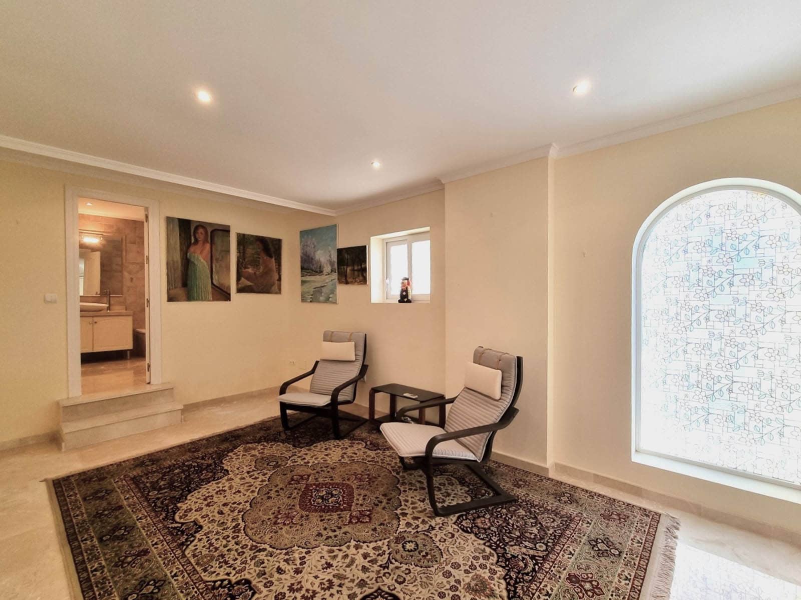 5 soverom Villa til salgs i La Capellania med svømmebasseng garasje - € 1 890 000 (Ref: 9625351)