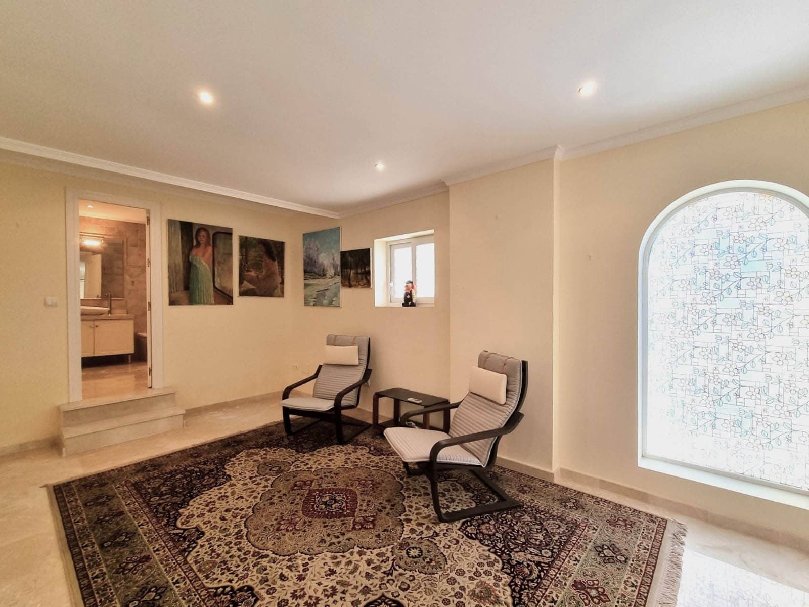 5 bedroom Villa for sale in La Capellania with pool garage - € 1,890,000 (Ref: 9625351)