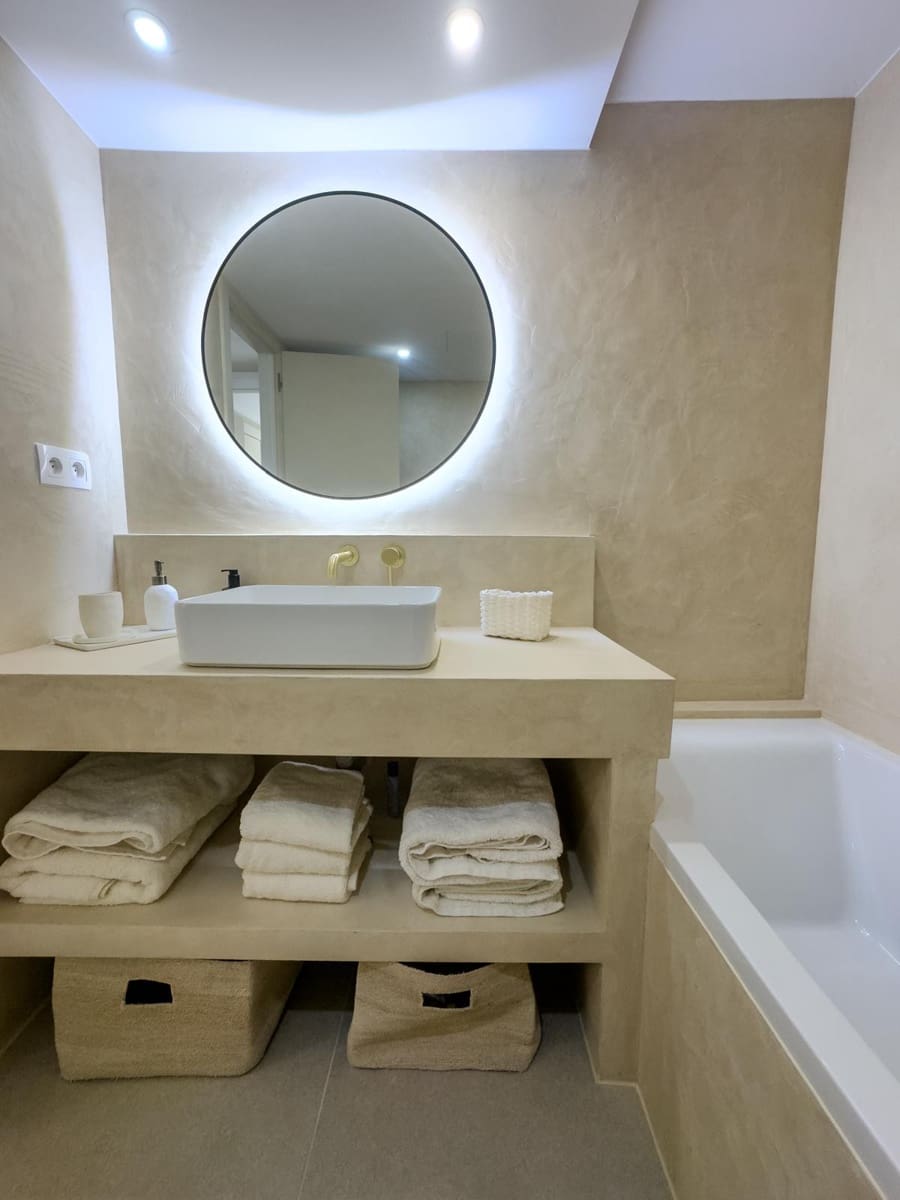 3 sypialnia Apartament na sprzedaż w Bel-Air z basenem garażem - 590 000 € (Ref: 9627259)