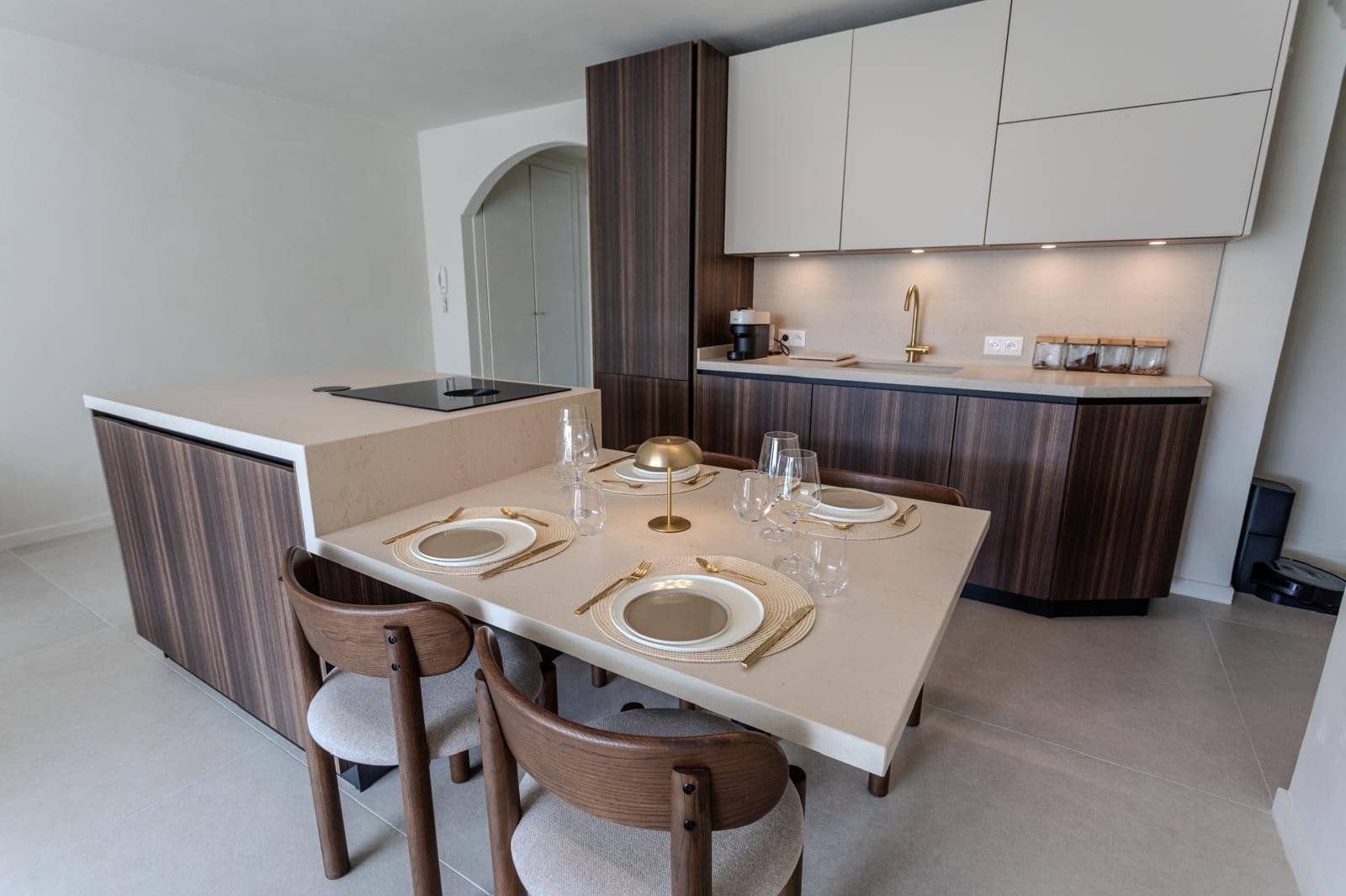 3 sypialnia Apartament na sprzedaż w Bel-Air z basenem garażem - 590 000 € (Ref: 9627259)