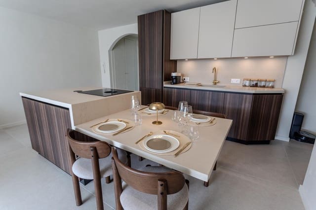 3 sypialnia Apartament na sprzedaż w Bel-Air, Estepona z basenem garażem - 590 000 € (Ref: 9627259)