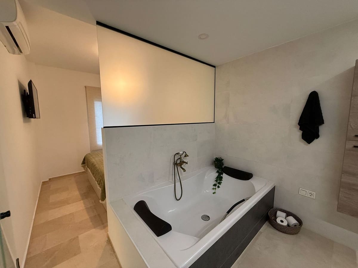 2 sovrum Lägenhet till salu i Riviera del Sol med pool garage - 325 000 € (Ref: 9627260)